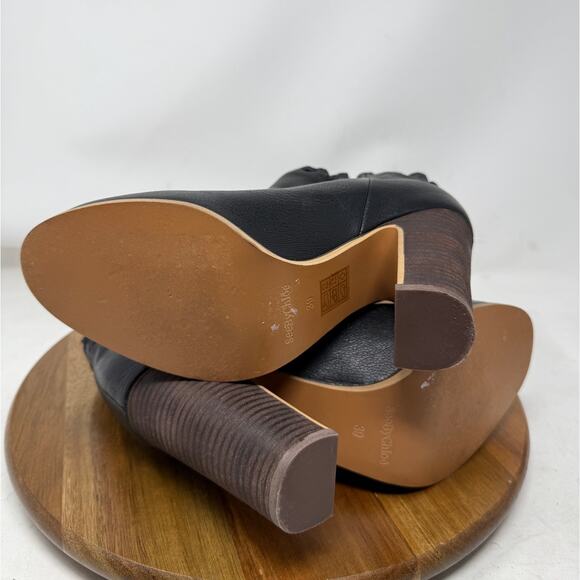 See by Chloe Boots Womens Leather Scalloped Accent Black Leather Size 8 US 39 EU - Picture 10 of 11